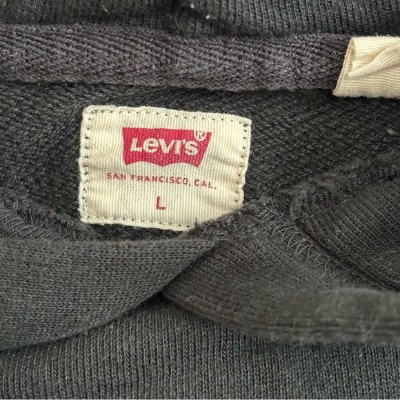 Levi’s Hoodie - Picture 2 of 2